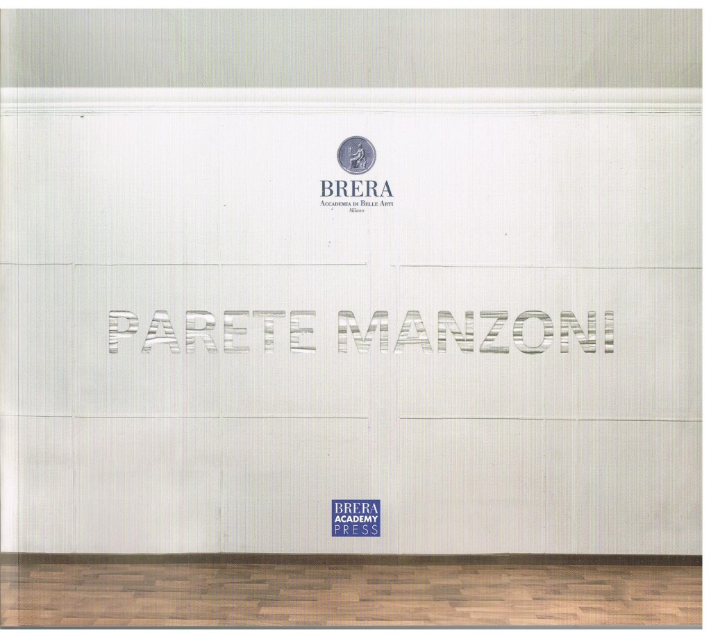 libro parete manzoni